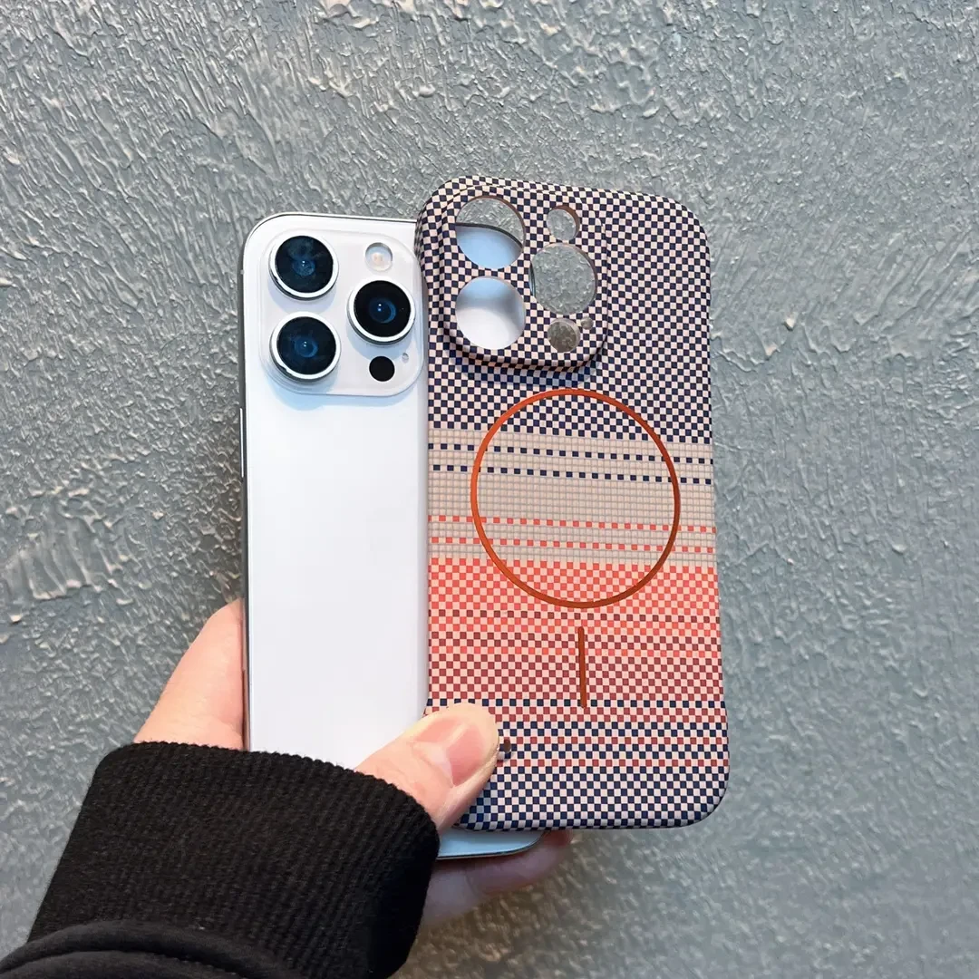 超薄裸机手感适用苹果16promax手机壳15pro无边框14细圈磁吸13/12