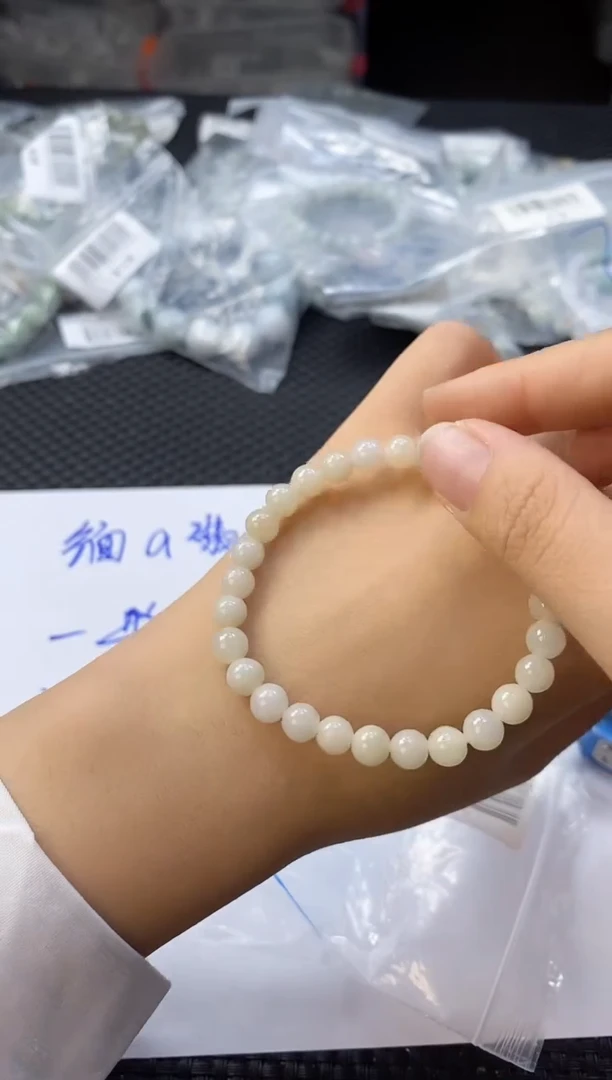 未镶嵌定制翡翠天然缅甸A货翡翠，拍一发一