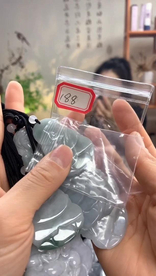 【闪购商品】翡翠颈饰未镶嵌观音188 多样性发一件