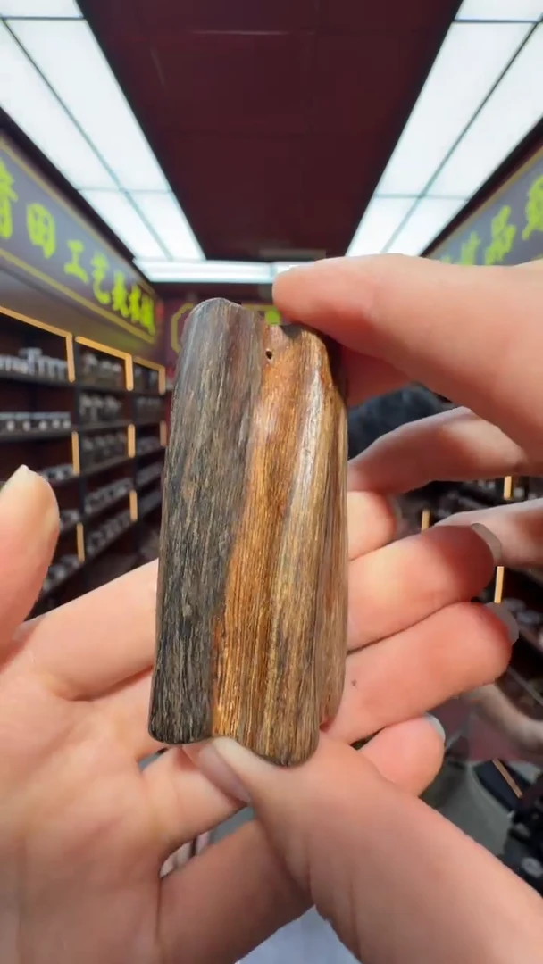 沉香手把件多样性发一