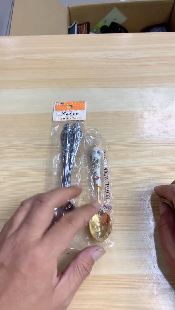 手工艺品玻璃橙*默认微瑕，no退no换，介意勿拍