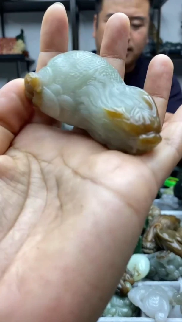 未镶嵌和田玉把件1