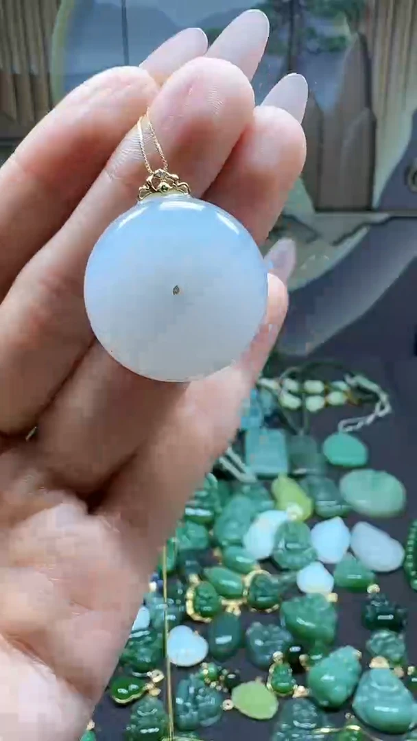 和田玉18K金镶嵌挂件1