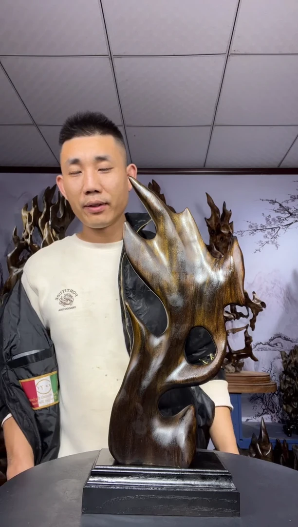 金丝楠木雕款兰**东金丝楠木工艺品摆件