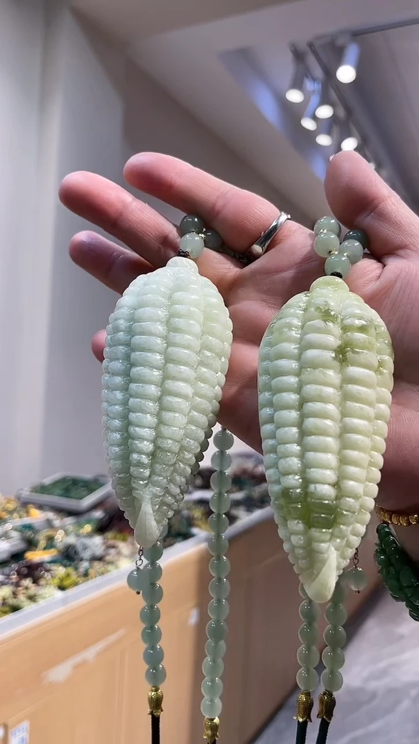 【闪购商品】岫玉颈饰未镶嵌吊坠多样式发货只发一个