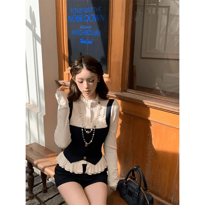 法式小香风荷叶边长袖衬衫女款装叠穿马甲秋季辣妹纯欲休闲裤短裤