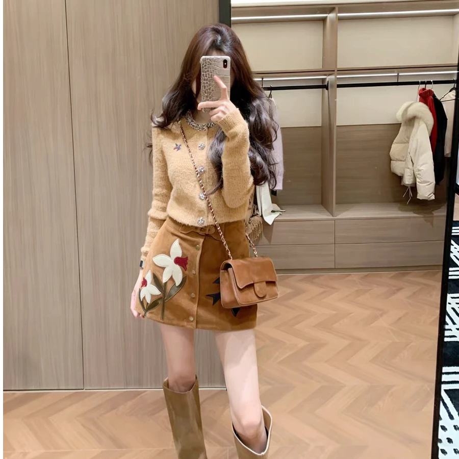 2026秋冬新款小香风法式高级感镶钻短款毛衣高级感印花半身裙套装