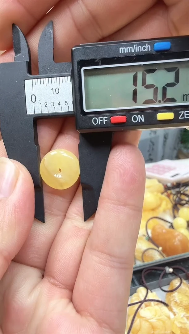 【闪购商品】琥珀裸石未镶嵌挂坠