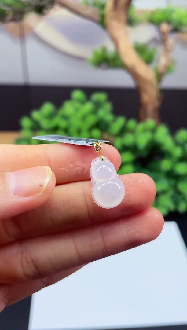 吊坠(不含链)18K金镶嵌翡翠葫芦多样性发其一@@CMT