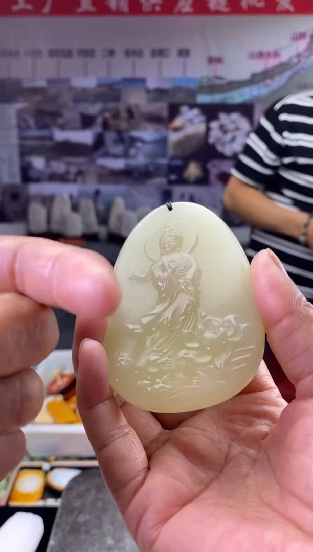 天然玉石未镶嵌颈饰