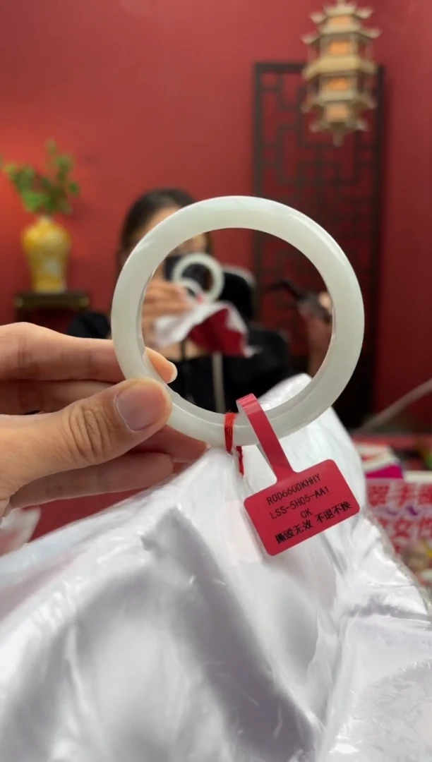 未镶嵌手镯翡翠翡翠手镯