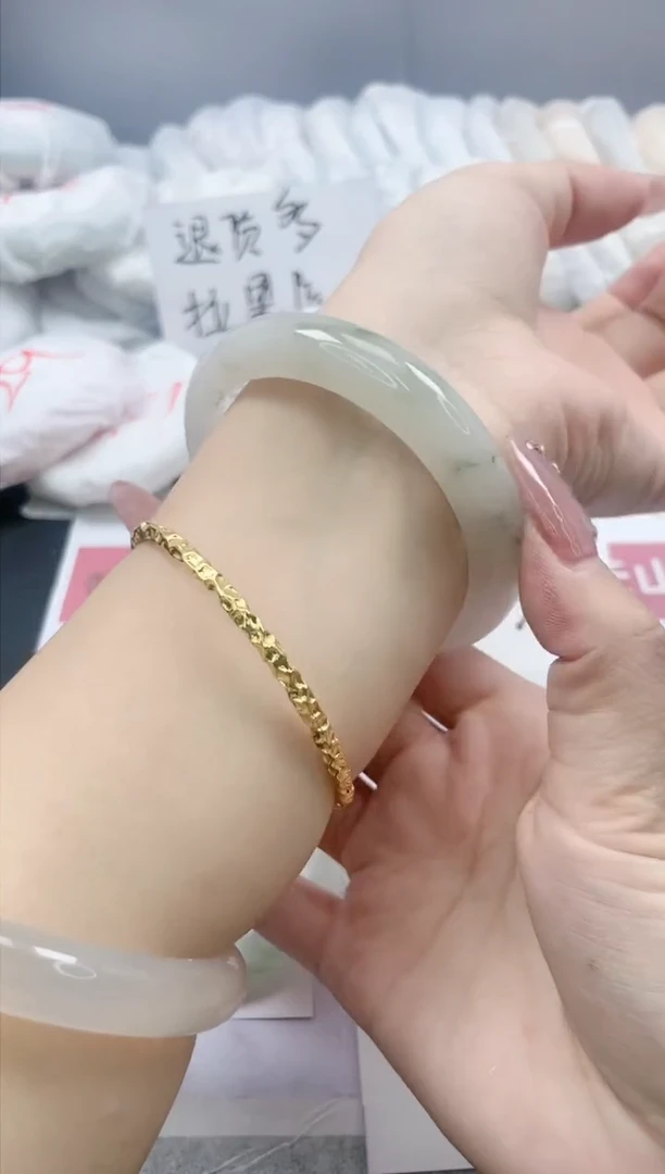 【闪购商品】石英质玉手镯未镶嵌191/58.3