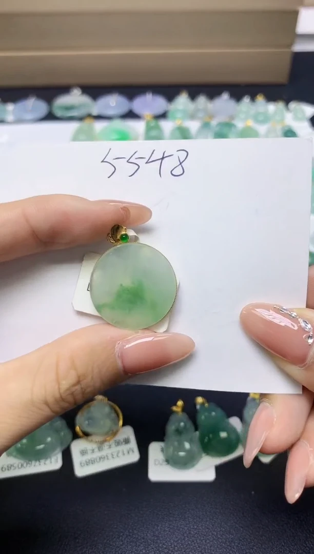 翡翠18K金镶嵌颈饰天然缅甸A货翡翠百元以上9元证书费自理