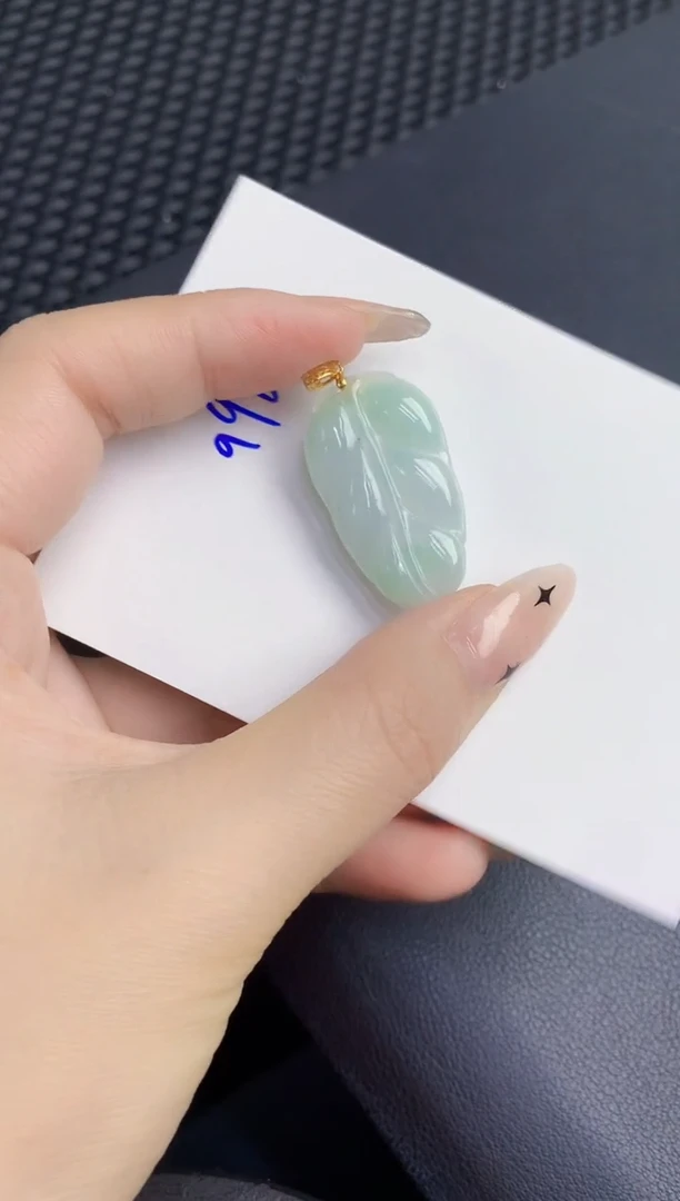 颈饰未镶嵌翡翠缅甸天然翡翠A货
