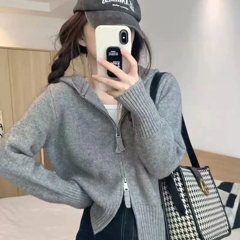 秋冬新款双拉链100%纯羊毛开衫女连帽毛衣外套宽松短款休闲针织衫