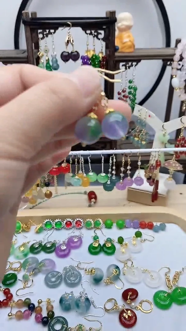 14K金镶嵌石英质玉（天山翠）耳饰44