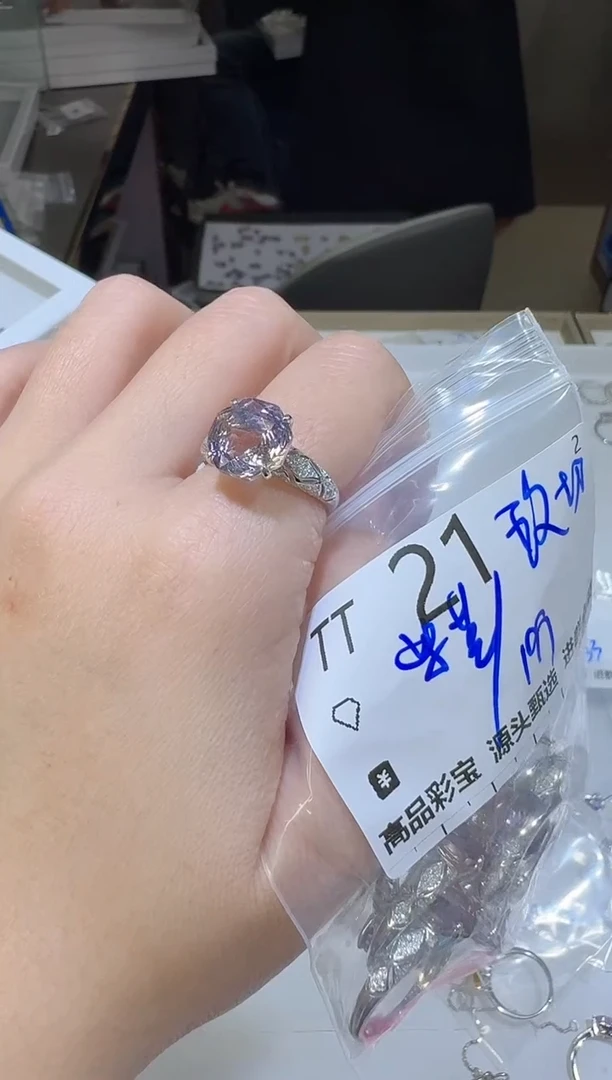 【闪购商品】水晶戒指银S925镶嵌多样性发一TT21