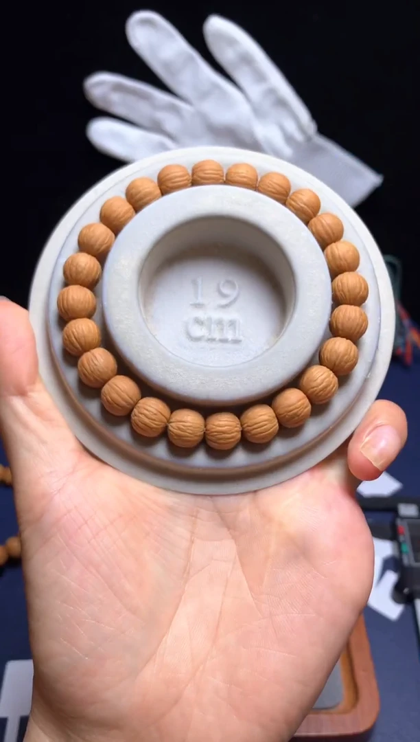 猴头核桃手串高*军10＋精修凤羽