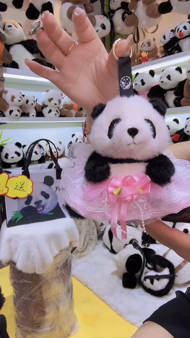 PVC花花穿裙子大挂件