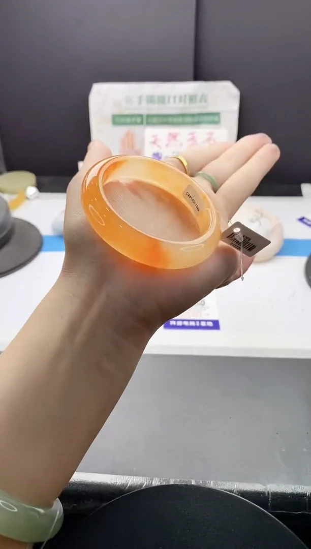 未镶嵌手镯石英质玉j132-HHB50+