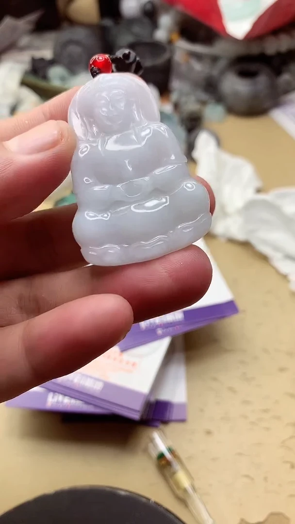 翡翠未镶嵌颈饰挂件