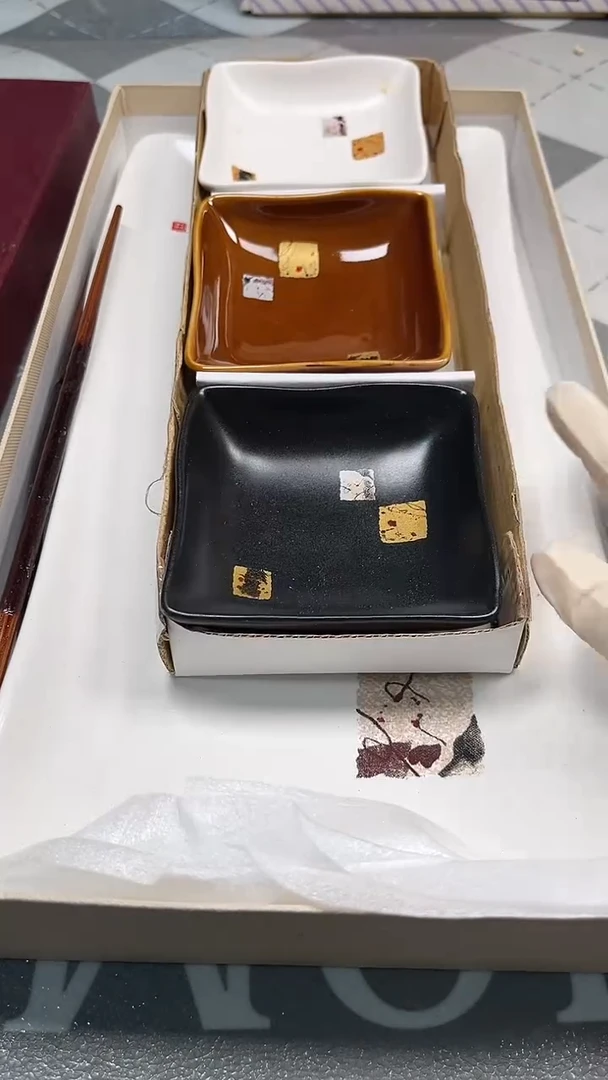 瓷片陶瓷如图所示周边