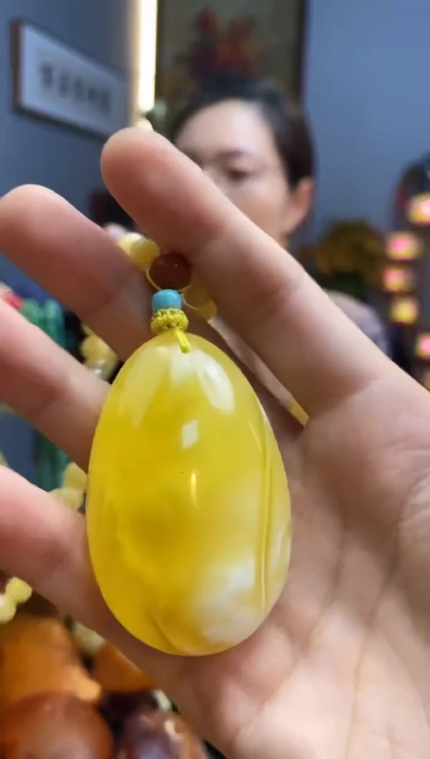 未镶嵌颈饰琥珀项链