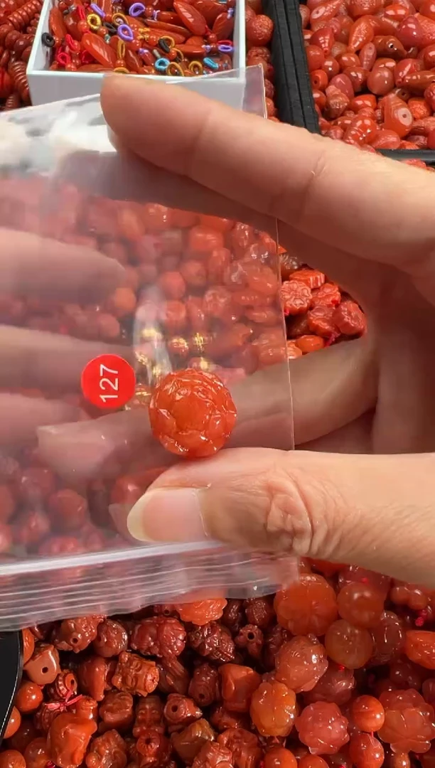 【闪购商品】南红玛瑙颈饰未镶嵌1