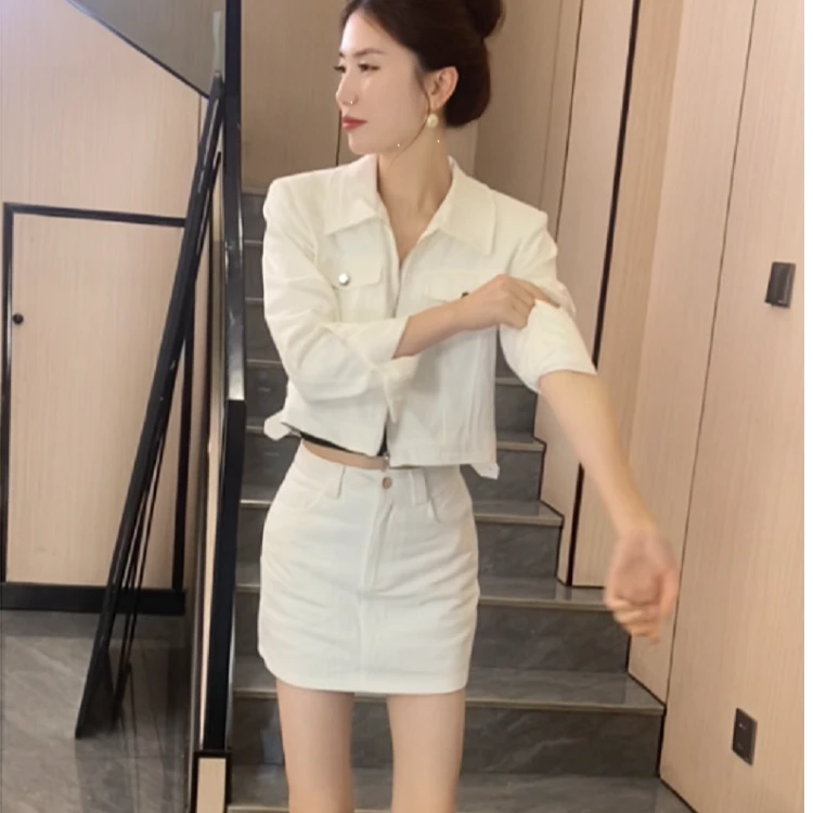 【俊英】辣妹风套装慵懒风百搭高腰时尚套装短袖夏季休闲风白色