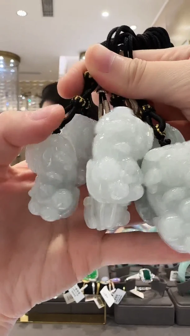 翡翠未镶嵌颈饰22多样发一  38.4*11*21.6