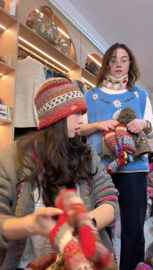 羊毛百羊毛红色冷帽