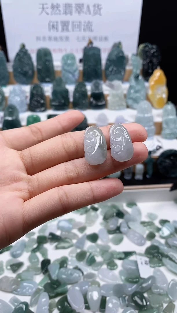 翡翠未镶嵌吊坠(不含链)吊坠116
