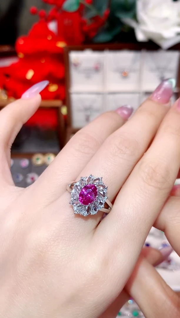 彩色蓝宝石戒指18K金镶嵌1.56ct/天然宝石/七天无理由