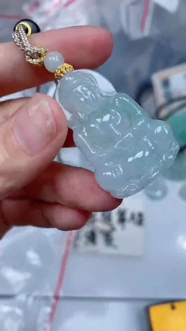 颈饰未镶嵌翡翠吊坠