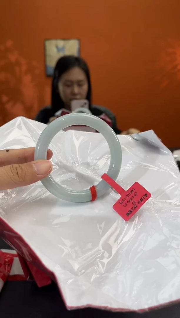 未镶嵌手镯翡翠4