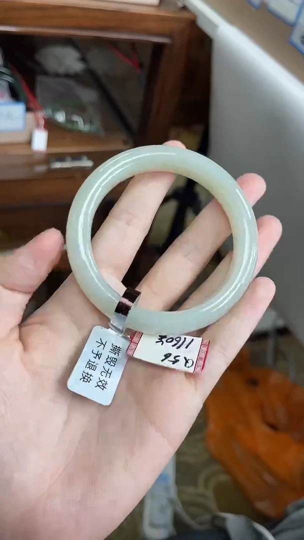 未镶嵌手镯和田玉57