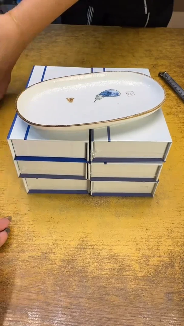 瓷器瓷器瑕疵破破81六件白油碗