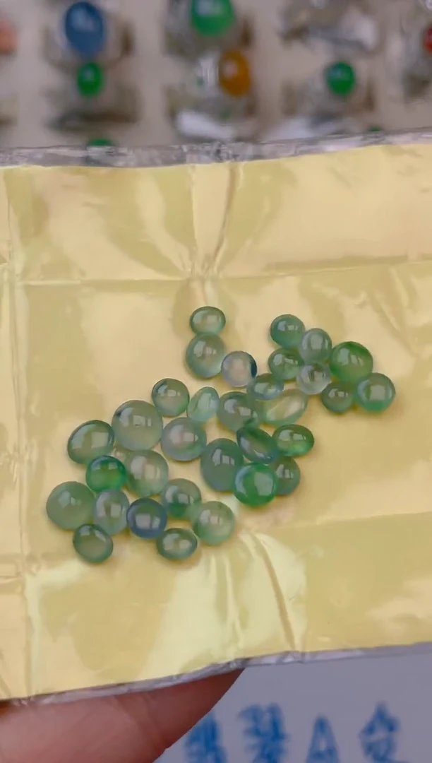 裸石翡翠天然翡翠蛋面66