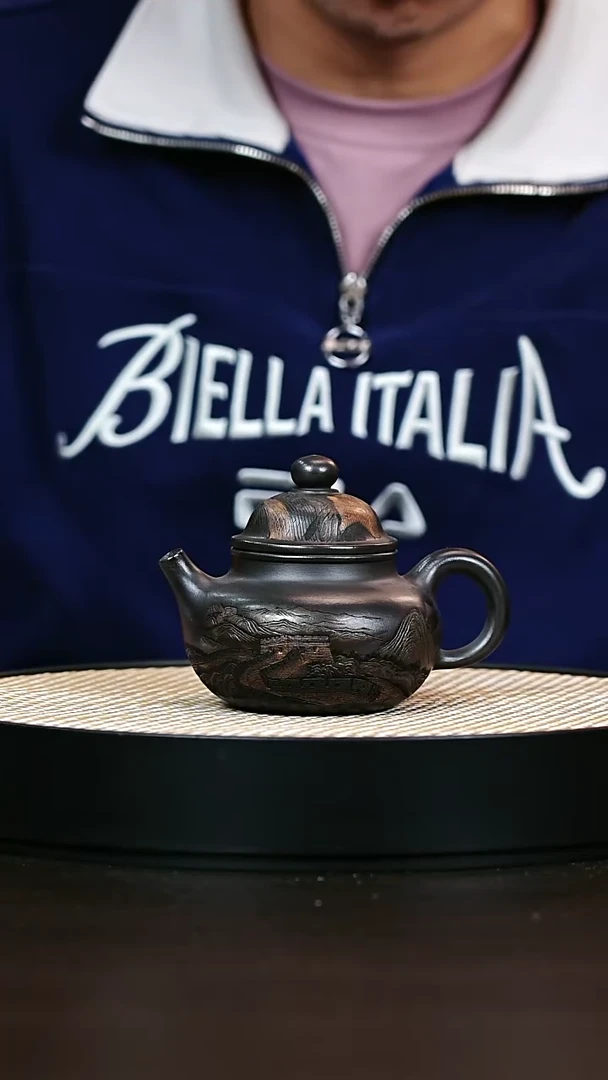 茶壶紫砂黑墩头泥绘容天200cc