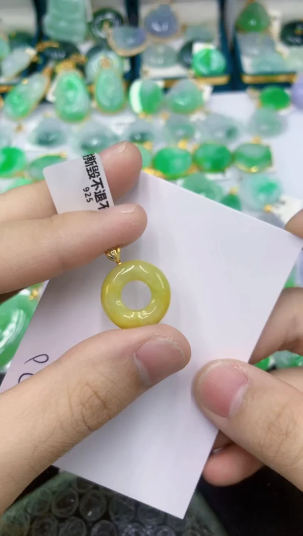 翡翠未镶嵌颈饰111111