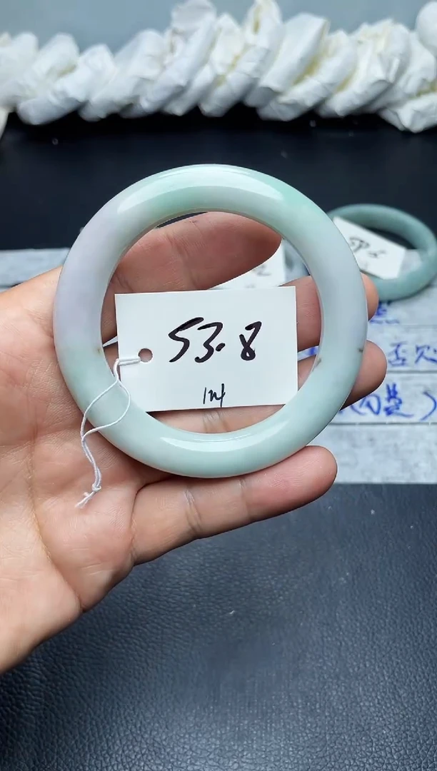 未镶嵌手镯翡翠114