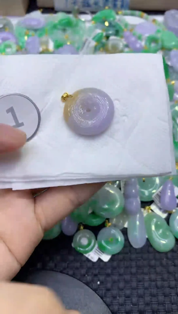 颈饰未镶嵌翡翠天然缅甸A货翡翠