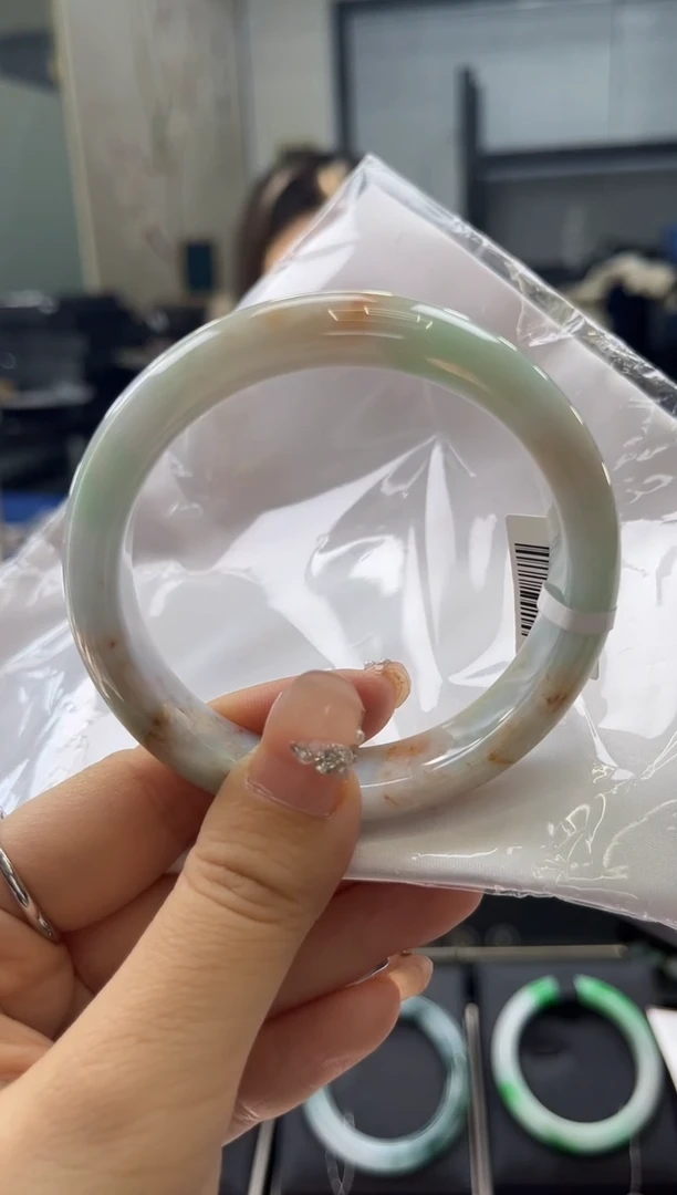 【闪购商品】翡翠手镯未镶嵌0548448193