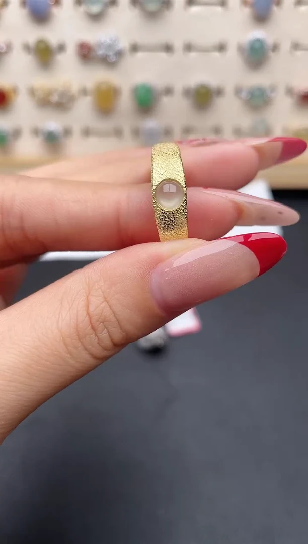 【闪购商品】翡翠戒指银S925镶嵌一物一证一礼盒