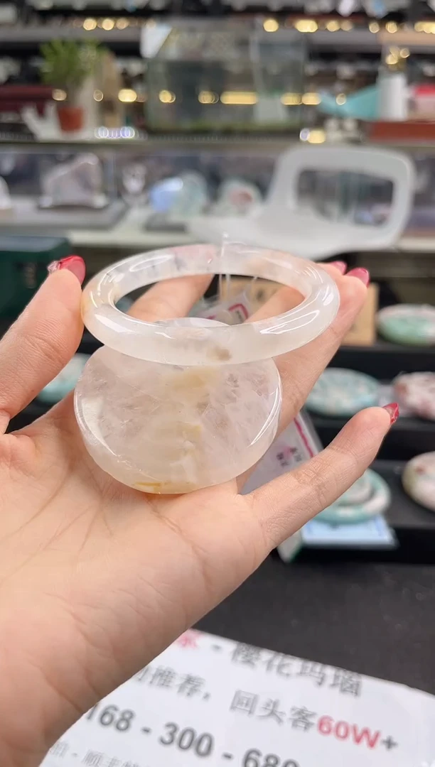 未镶嵌手镯石英质玉56圈口 （赠品镯心）106227