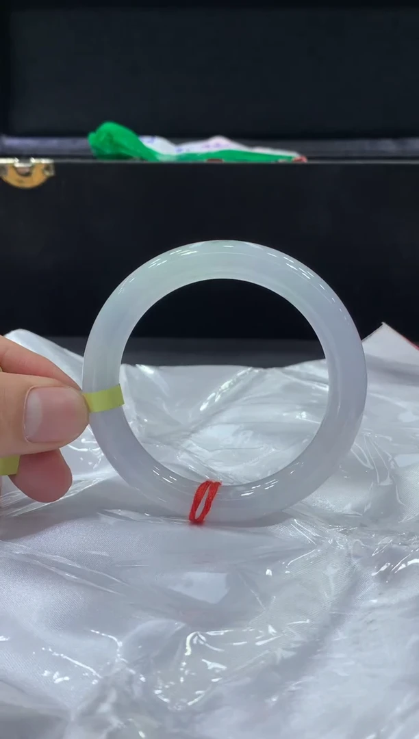 未镶嵌手镯翡翠翡翠手镯