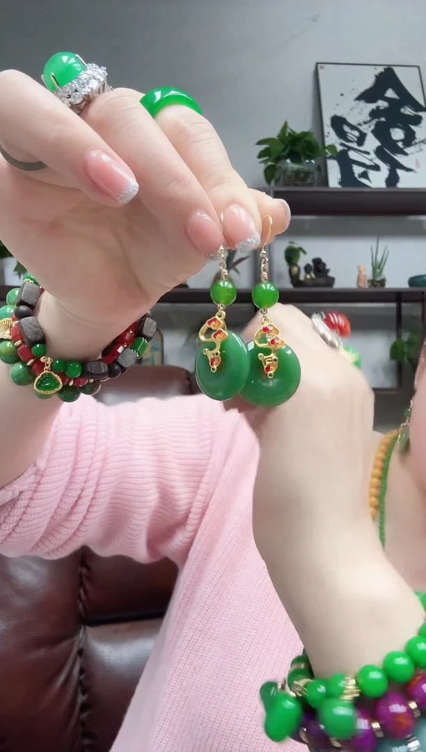 未镶嵌和田玉耳坠平安扣耳坠