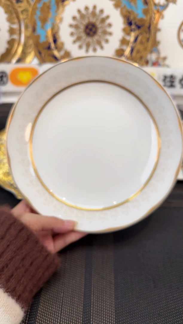 瓷片8英寸深菜盘  福利