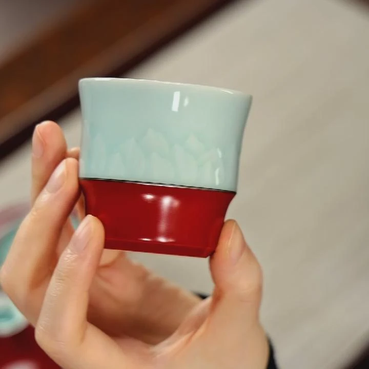 【梵山暮云】故宫红观澜浮香系列-莲迹主人杯（STCY01299）