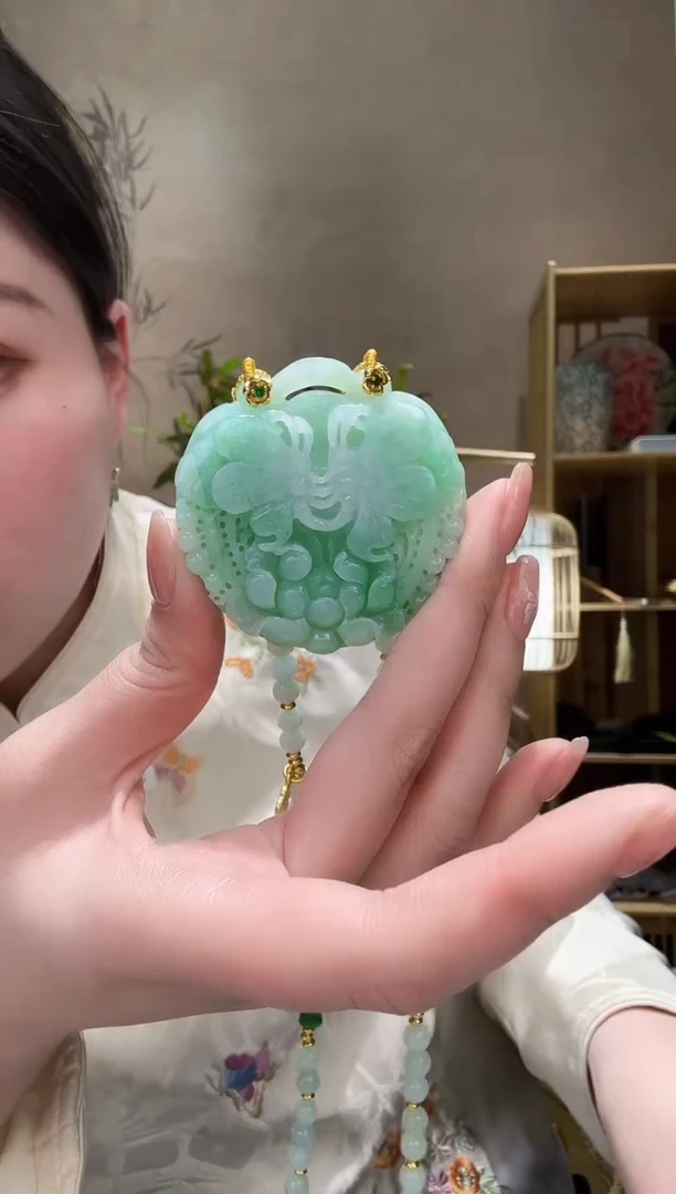 【闪购商品】翡翠颈饰未镶嵌 吊坠